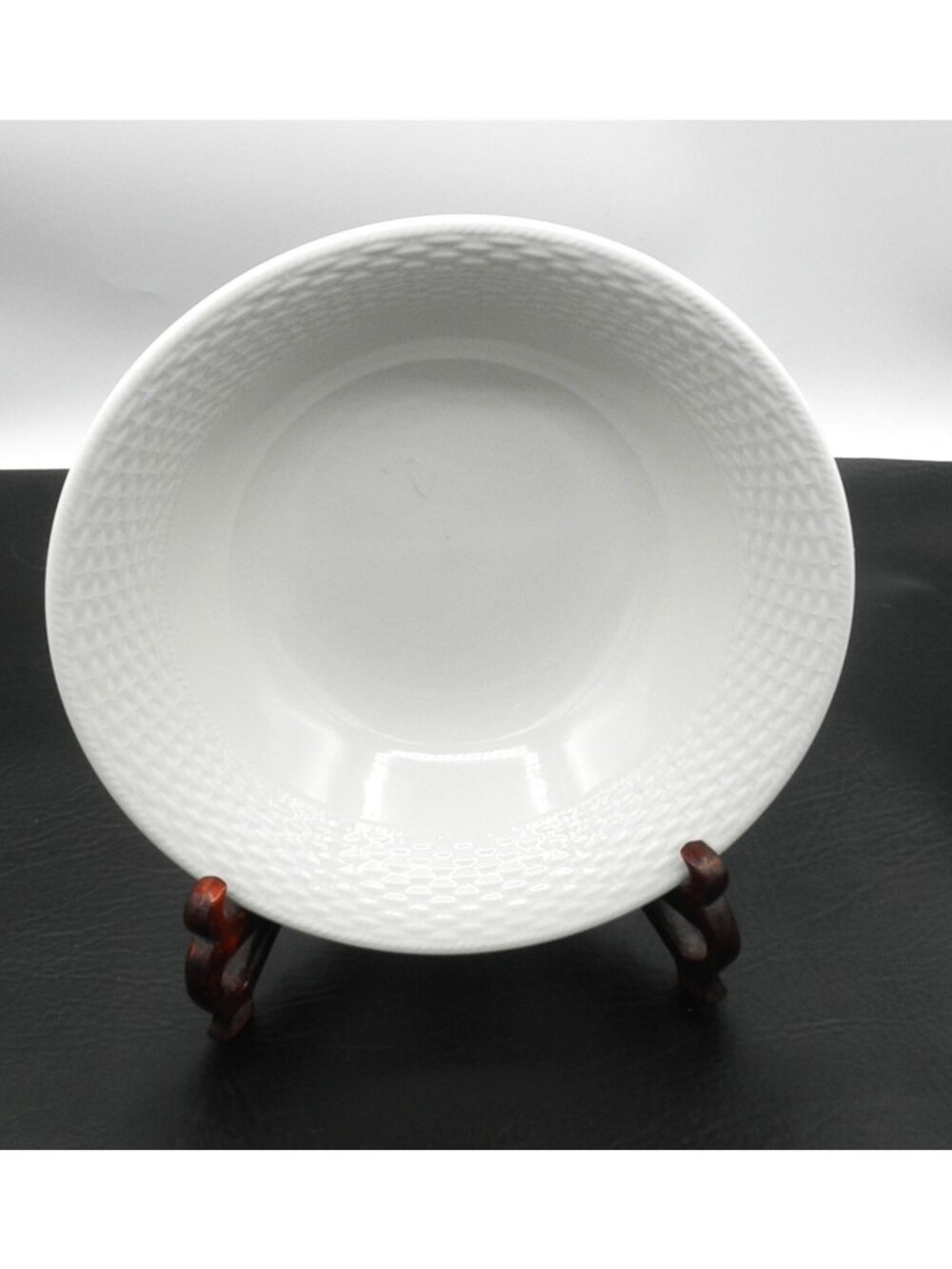 Basket Wreath by Tabletops Unlimited 9 Inch Serving Bowl Pattern Code: TAUBAW